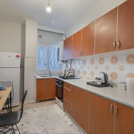 Modern 2br In The Hearth Of The 아파트 이스탄불