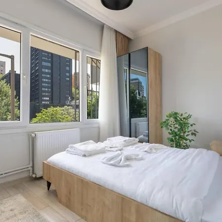 Modern 2br In The Hearth Of The * 이스탄불