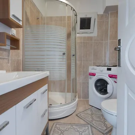 Modern 2br In The Hearth Of The Istanbul